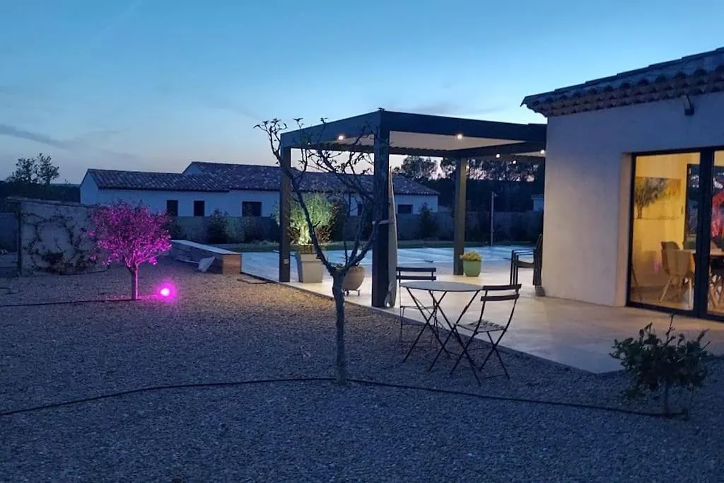Villa Saint Lai 4 Chambres 8 Personnes Lorgues France