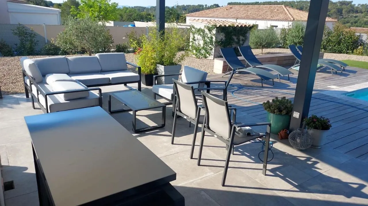 Villa Saint Lai 4 Chambres 8 Personnes Lorgues